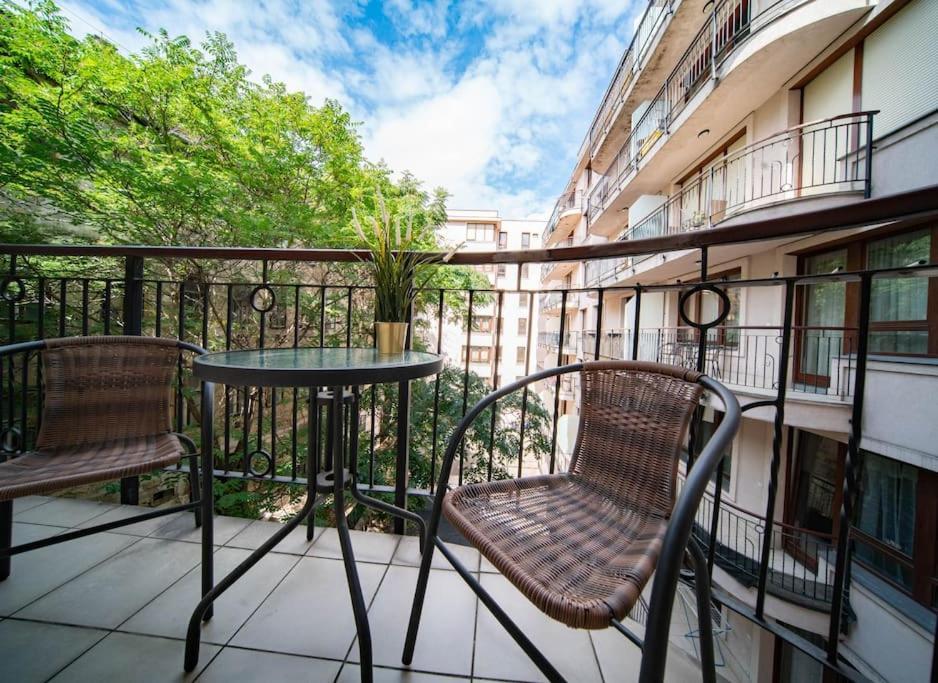Free Parking! Soho Budapest 304, 4 Ppl, Ac, Fast Wifi, Smart Tv Exterior photo